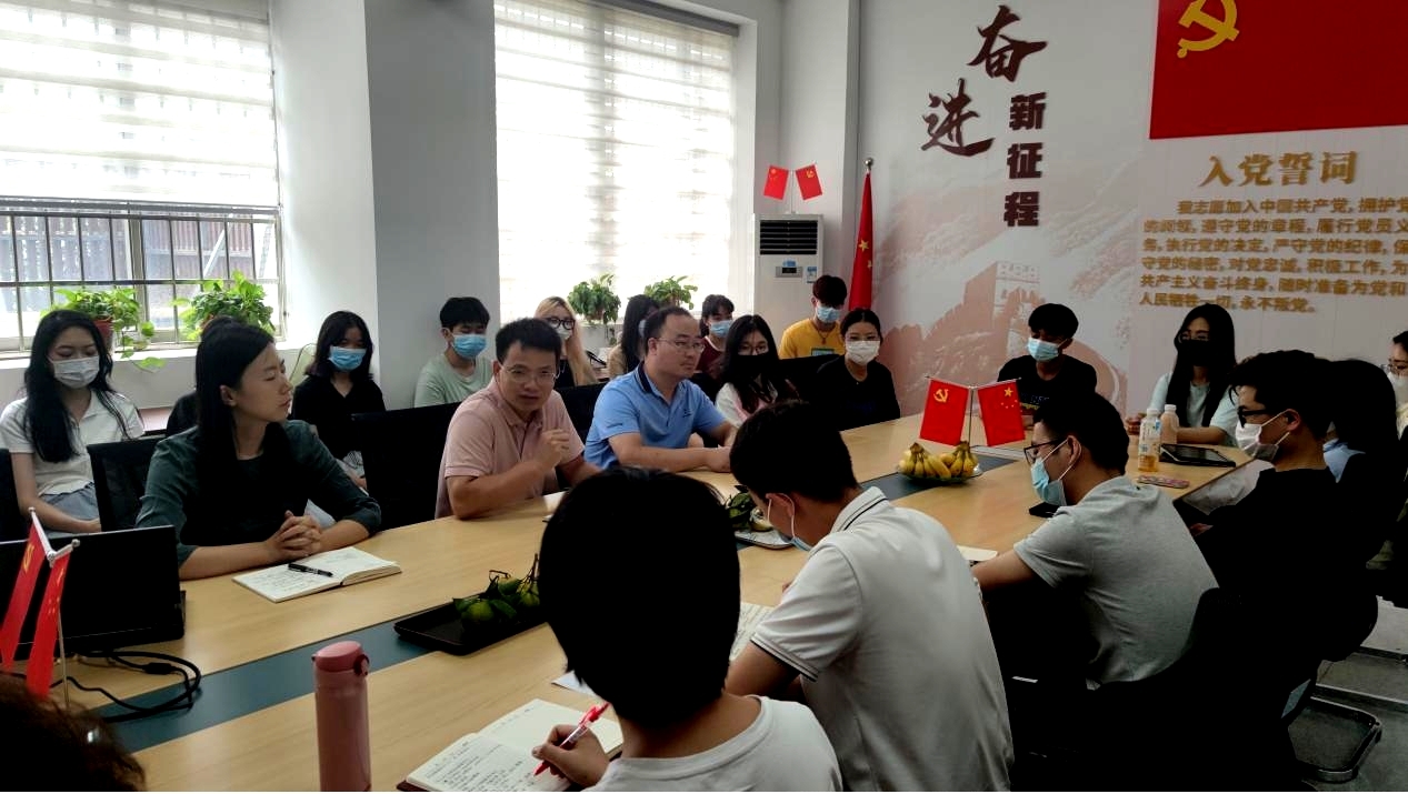 青春献礼二十大，艺设青年聚力行 ——90足球比分app
召开2022年秋季学生骨干交流会