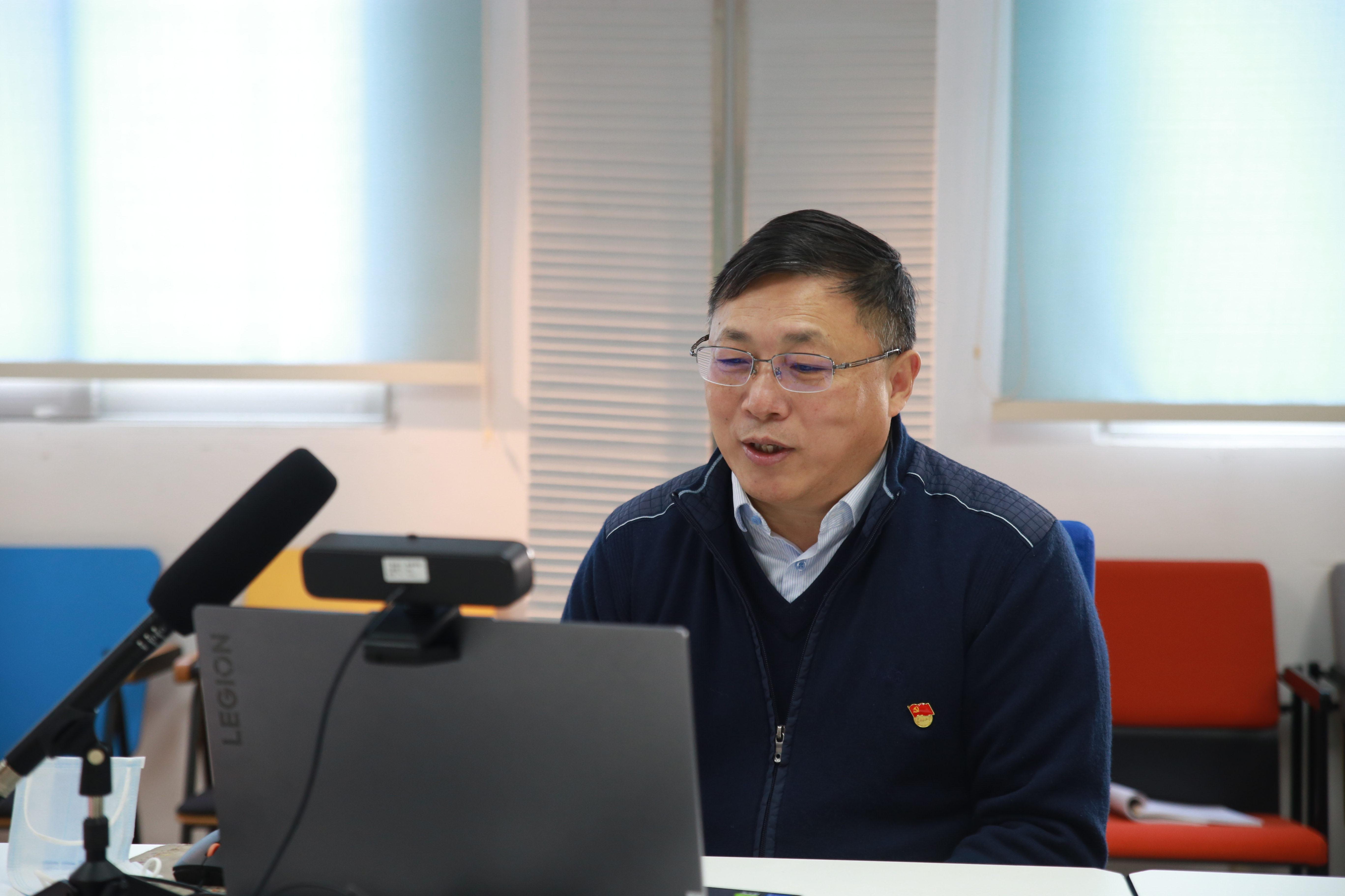 【“红设”大讲堂】校领导为90足球比分app
师生党员做党的二十大精神专题辅导报告会